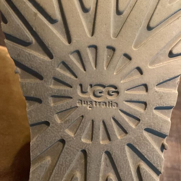 Ugg boots with sherling lining size 5 - Picture 4 of 8